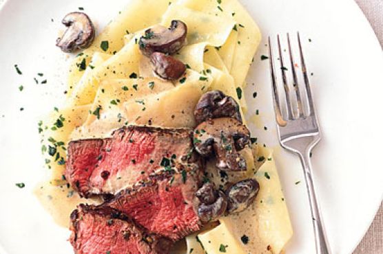 Peppered Beef Stroganoff
