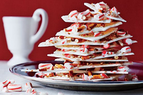 Peppermint-Pretzel Bark