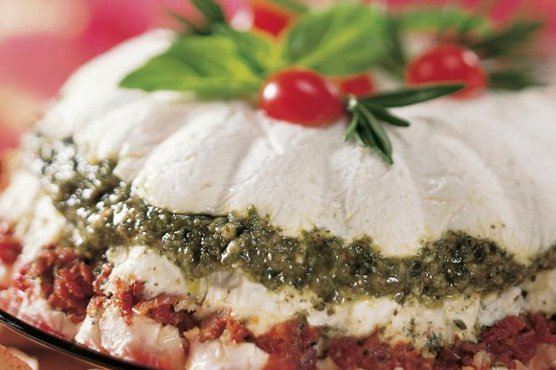 Pesto and Sun-Dried Tomato Torte