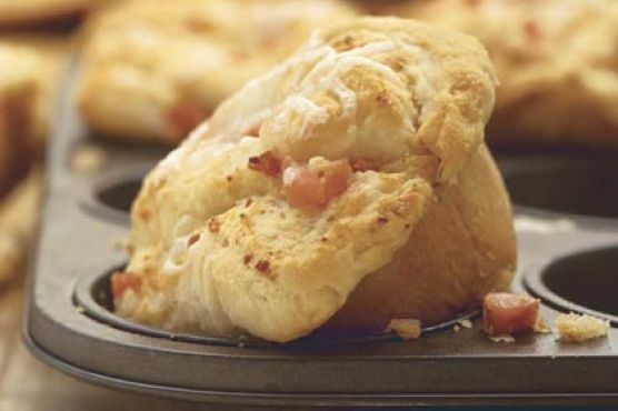 Pimiento Cheese Rolls