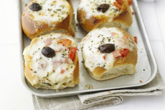 Pizza rolls