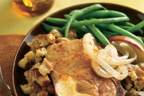 Pork Chops and Apples with Stuffing