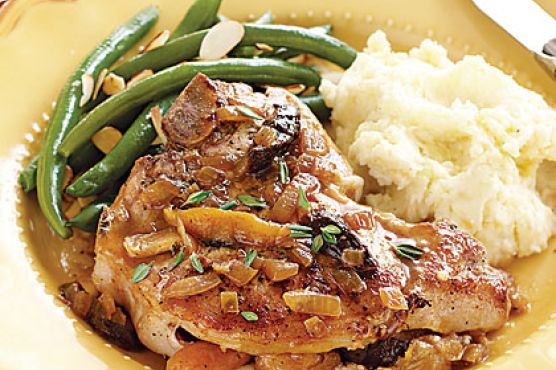 Pork Chops with Dried Fruit Stuffing