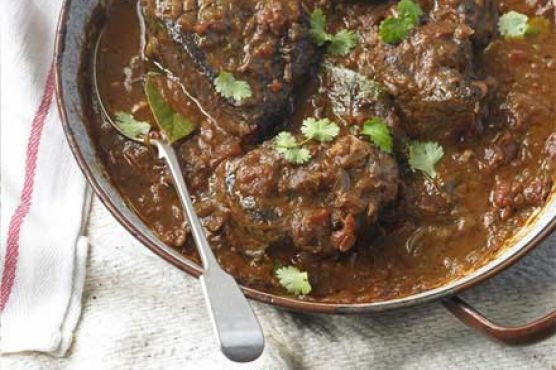 Portuguese braised steak & onions