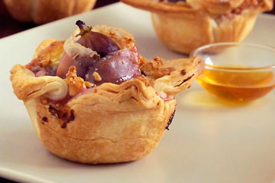 Prosciutto Wrapped Fig and Pecan Hand Pies with Gorgonzola