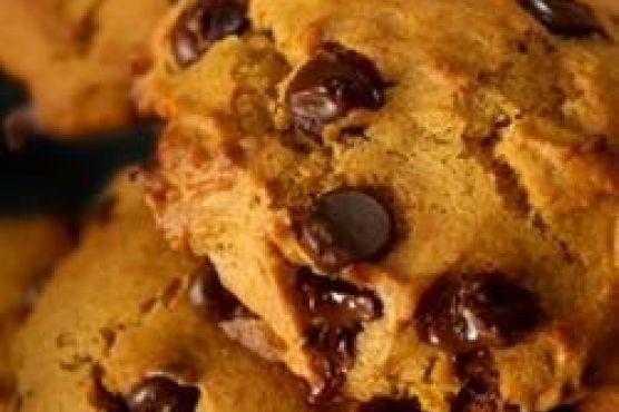 Pumpkin Chocolate Chip Cookies