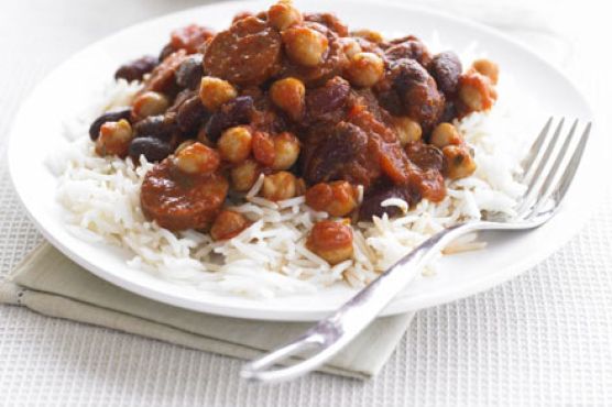 Quick bean & chorizo chilli