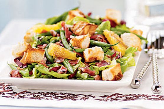Radicchio, Haricots Verts, and Sweet Lettuce Salad