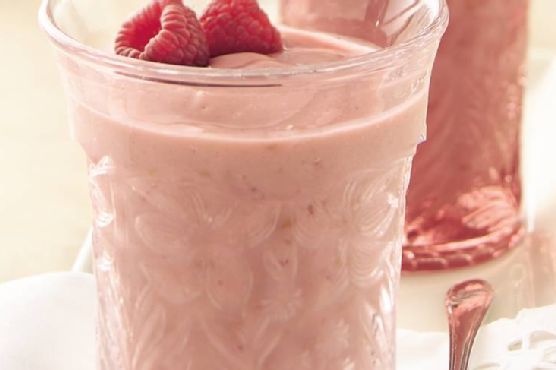 Raspberry-Banana Yogurt Smoothies