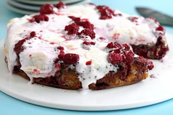 Raspberry ripple cake