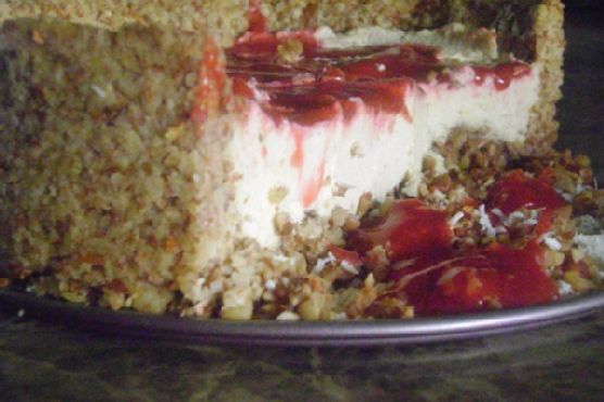 Raw Vegan Strawberry Cheesecake