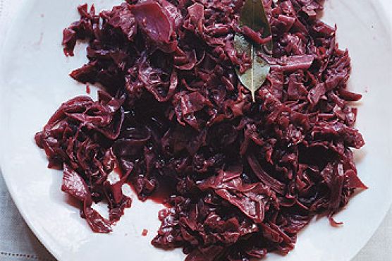 Red-Wine Braised Cabbage and Onions