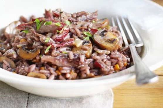 Red wine risotto with duck & garlicky mushrooms