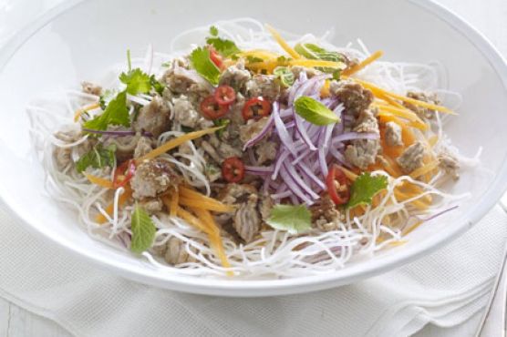 Rice noodle & turkey salad with lime-chilli dressing