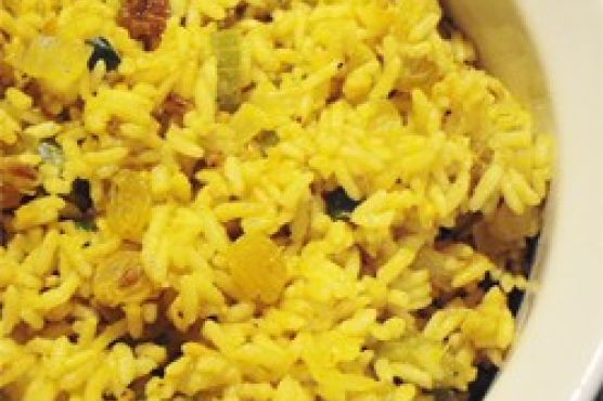 Rice Pilaf with Raisins and Veggies