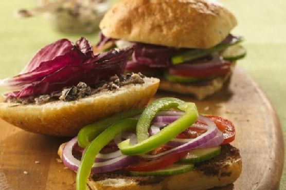 Roasted-Garlic Hummus and Goat Cheese Sandwiches