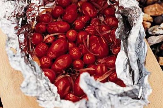 Roasted tomatoes & red onions