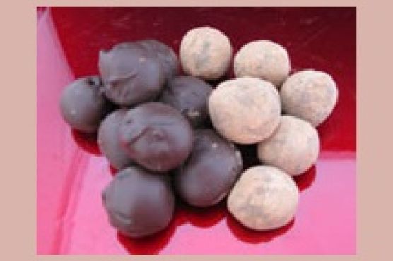 Rockin’ Raspberry Vegan Truffles