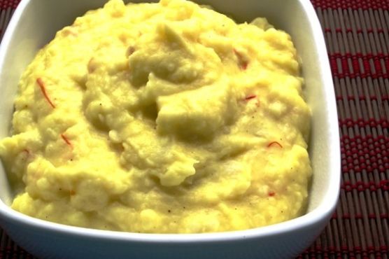 Saffron and Garlic Mashed Potatoes