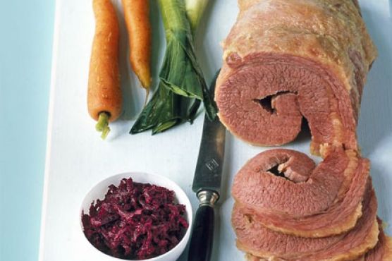 Salt beef with beetroot & horseradish relish