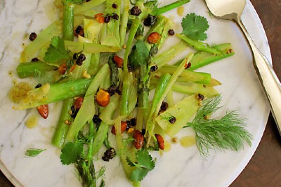 Sautéed Fennel with Almonds & Currants