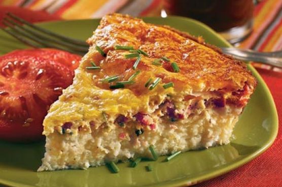Savory Ham-and-Swiss Breakfast Pie