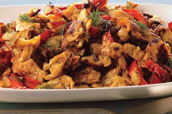Savory Red Pepper and Onion Matzo Brei