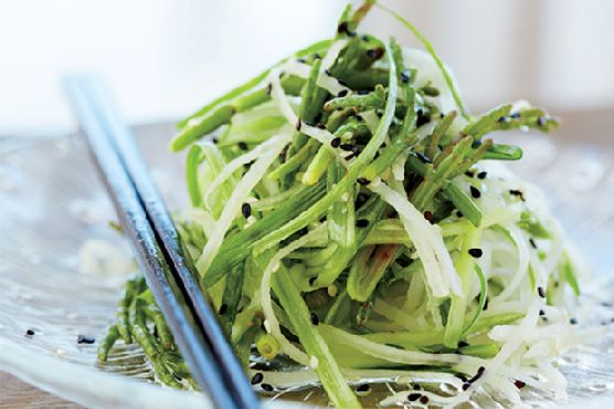 Sea Bean Salad with Daikon and Cucumber
