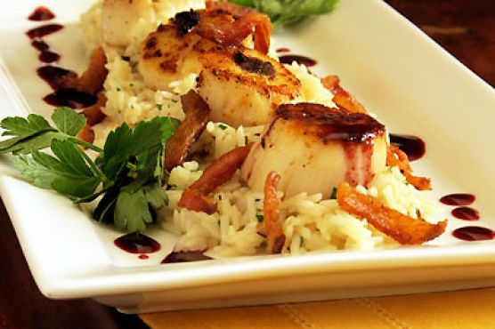 Seared Scallops with Spicy Blackberry Sauce, Guanciale & Shiitake Risotto
