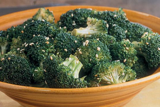 Sesame Steamed Broccoli