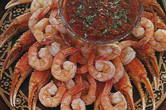 Shrimp and Crab with Cocktail Salsa