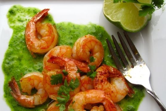 Shrimp with Cilantro-Parsley Sauce