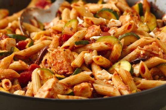 Skinny Mediterranean-Style Chicken and Pasta