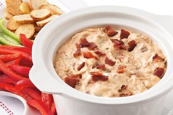 Slow-Cooker Bacon Cheeseburger Dip