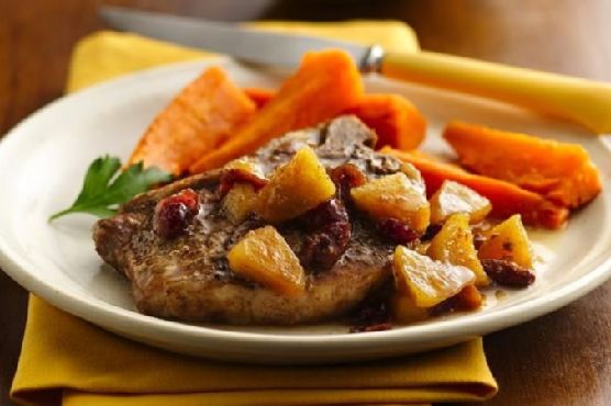 Slow-Cooker Pork Chops with Apple Chutney