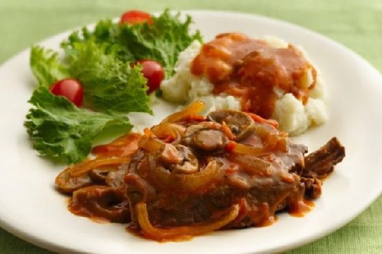 Slow-Cooker Smothered Swiss Steak