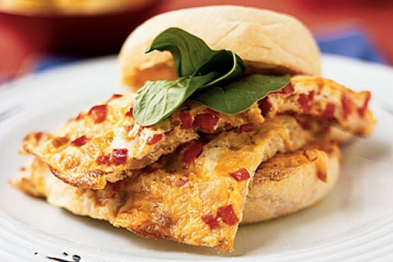 Smoked Mozzarella, Spinach, and Pepper Omelet Sandwiches