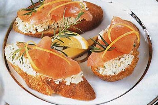 Smoked Salmon, Fennel and Goat Cheese Toasts