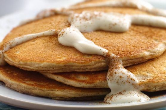 Snickerdoodle Pancakes with Warm Vanilla Sauce