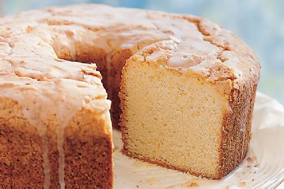 Sour Cream-Lemon Pound Cake