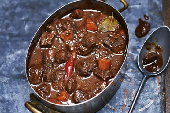 Spiced braised venison with chilli & chocolate