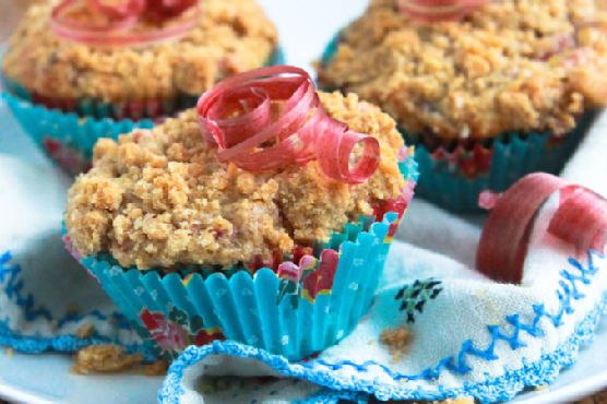 Spiced Raspberry Rhubarb Muffins