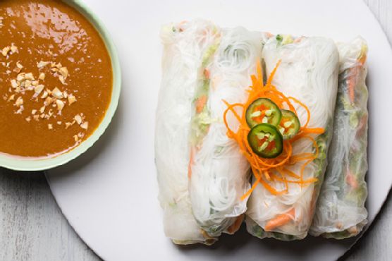 Spicy Summer Rolls with Peanut Dipping Sauce