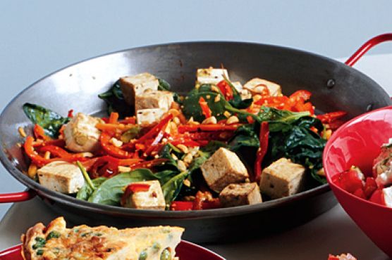 Spicy Thai Tofu with Red Bell Peppers and Peanuts