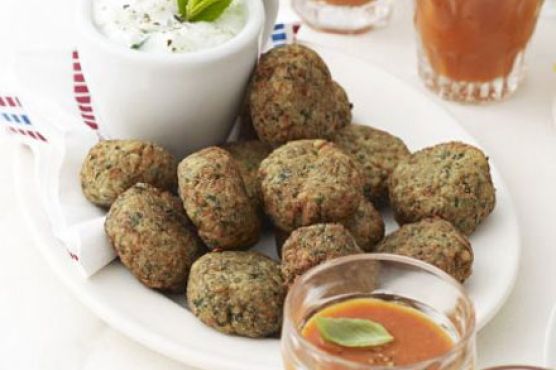 Spinach & feta falafel bites