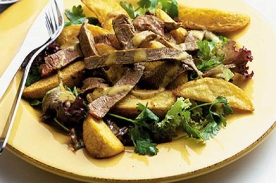 Steak & chips salad