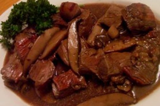 Steak Tips with Mushroom Sauce