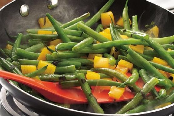 Stir-Fried Green Beans and Pepper