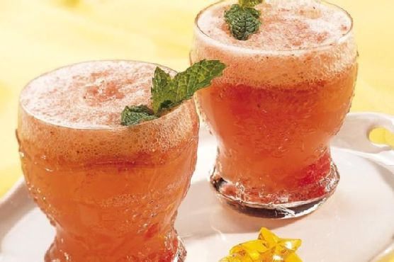 Strawberry Spritzers