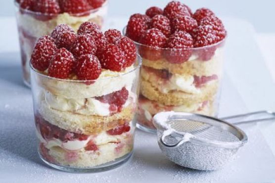 Summer pudding trifles